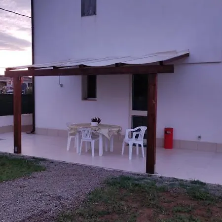 Apartament Domus Alba *