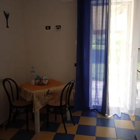 Apartament Domus Alba Campofelice Di Roccella