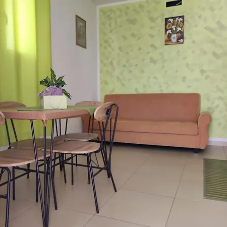 Domus Alba